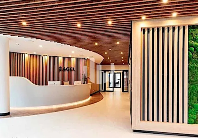 Pronájem kanceláře, Praha - Košíře, Vrchlického, 757 m2