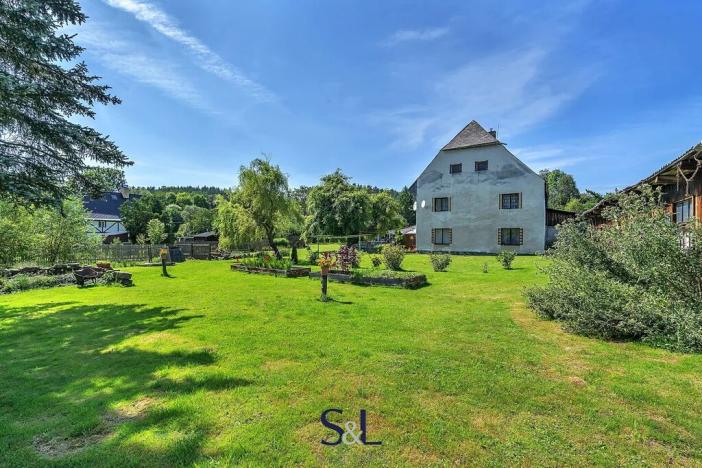 Prodej rodinného domu, Velenice, 350 m2