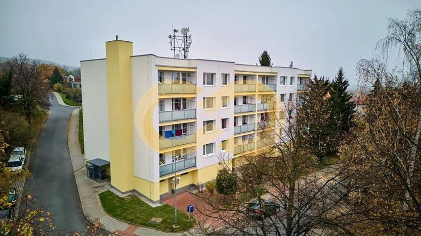 Prodej bytu 2+kk, Mníšek pod Brdy, 9. května, 46 m2