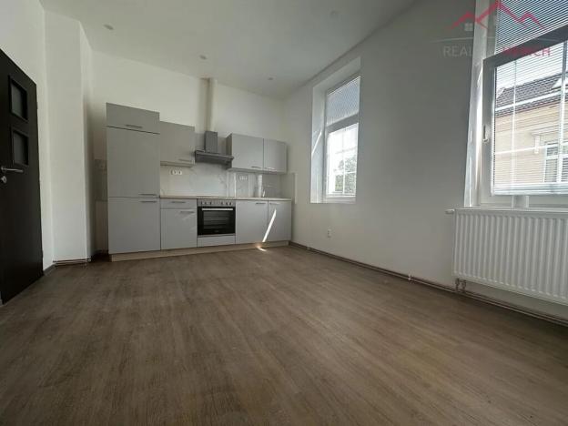 Pronájem bytu 2+1, Louny, Jeronýmova, 70 m2