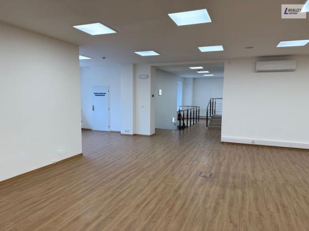 Pronájem obchodního prostoru, Praha - Háje, Hviezdoslavova, 661 m2