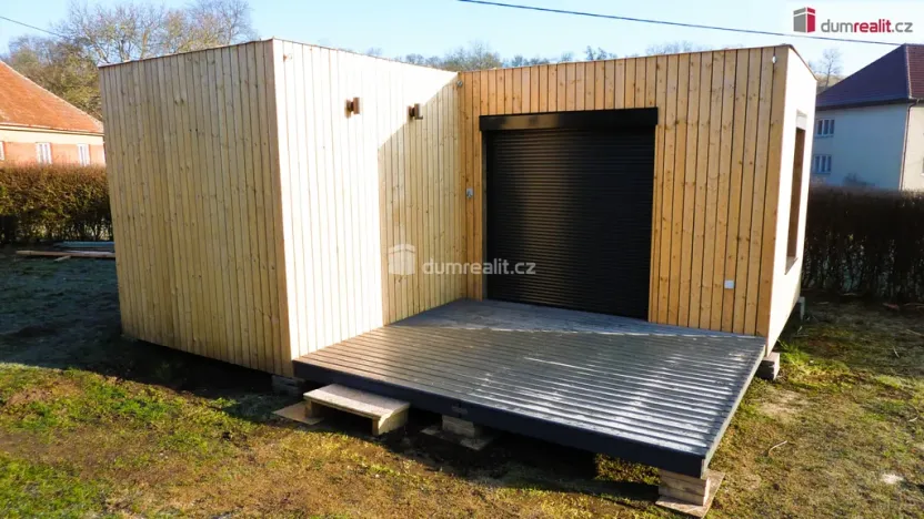 Prodej garáže, Pernštejnské Jestřabí - Maňová, 36 m2