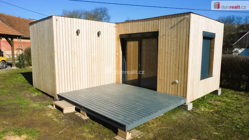 Prodej garáže, Pernštejnské Jestřabí - Maňová, 36 m2