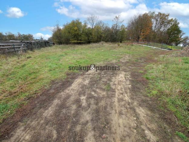 Prodej pozemku pro bydlení, Týnec nad Sázavou - Podělusy, 1001 m2