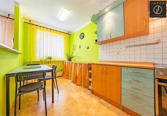 Prodej bytu 3+1, Jince, Zborovská, 65 m2