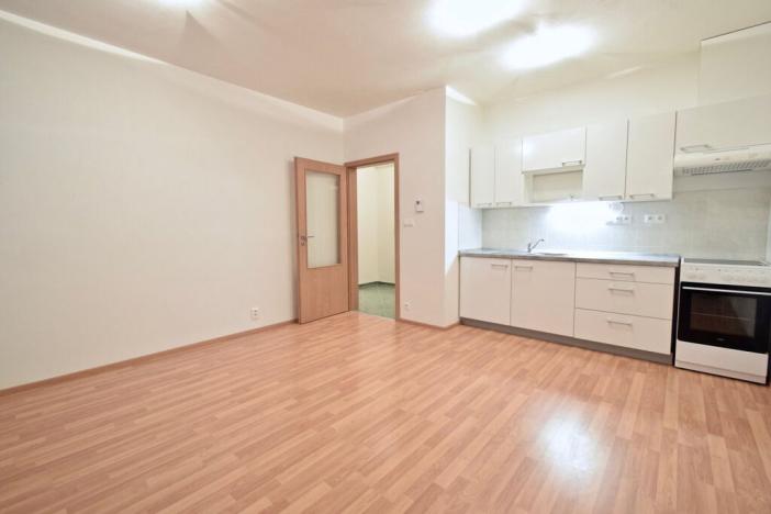 Pronájem bytu 2+kk, Brno - Žebětín, Hvozdecká, 43 m2