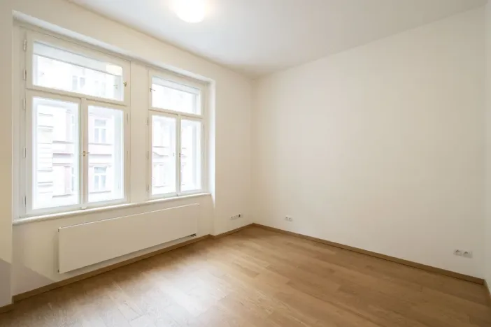 Pronájem bytu 1+kk, Praha - Žižkov, Krásova, 25 m2