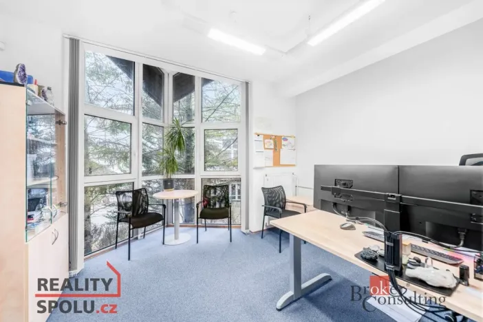 Prodej rodinného domu, Průhonice, U Křížku, 447 m2