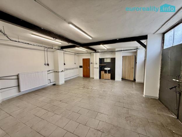 Pronájem obchodního prostoru, Mariánské Lázně - Úšovice, U Mlékárny, 175 m2