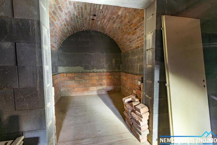 Prodej komerčního pozemku, Vrbovec, 800 m2