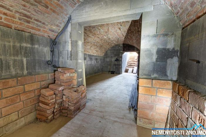 Prodej komerčního pozemku, Vrbovec, 800 m2