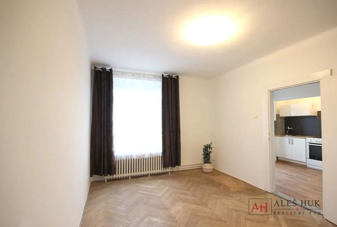 Pronájem bytu 2+kk, Praha - Vršovice, Karpatská, 44 m2