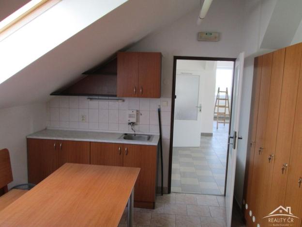 Pronájem kanceláře, Jihlava, 185 m2