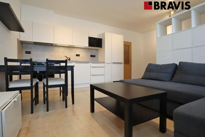 Pronájem bytu 1+kk, Brno - Líšeň, Jírova, 40 m2