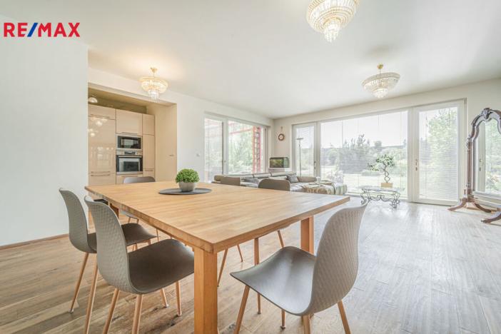 Prodej rodinného domu, Praha - Cholupice, Lhenická, 152 m2