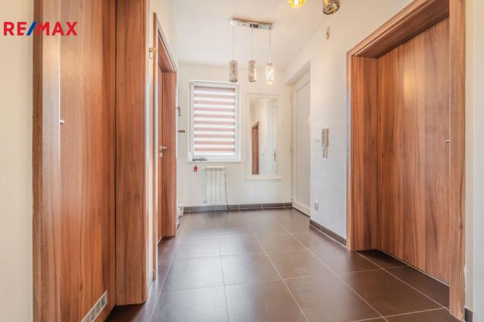 Prodej rodinného domu, Praha - Cholupice, Lhenická, 152 m2