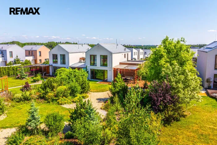 Prodej rodinného domu, Praha - Cholupice, Lhenická, 152 m2