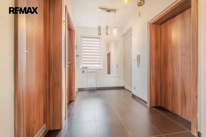 Prodej rodinného domu, Praha - Cholupice, Lhenická, 152 m2