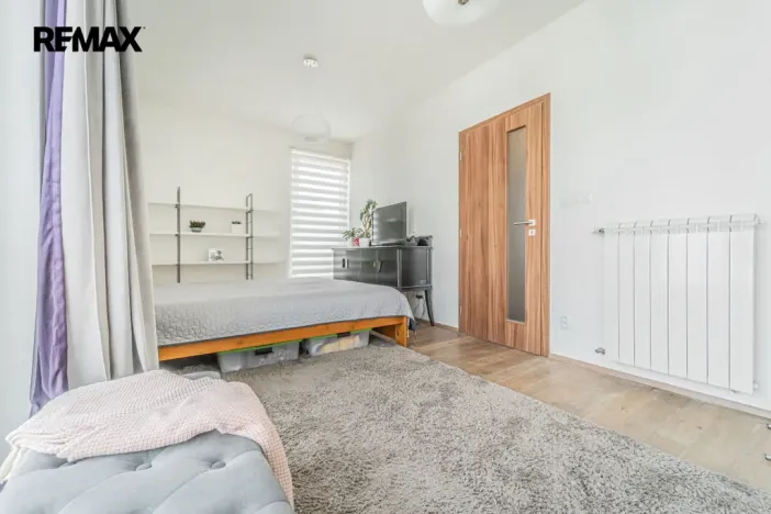 Prodej rodinného domu, Praha - Cholupice, Lhenická, 152 m2