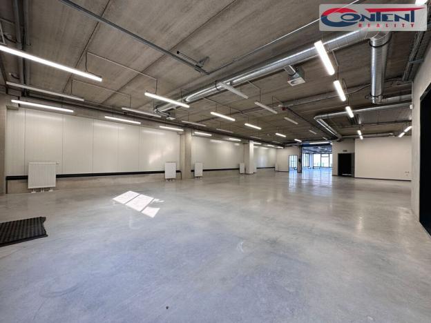 Pronájem skladu, Praha - Horní Počernice, K Bílému vrchu, 2460 m2