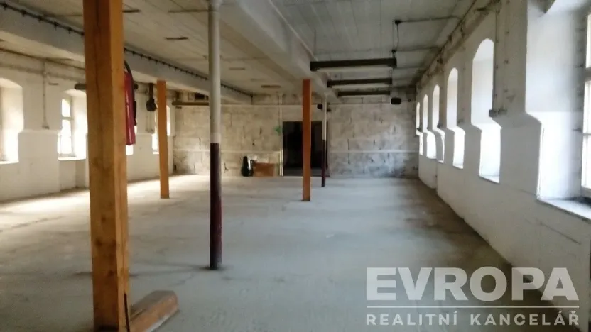Pronájem skladu, Liberec - Liberec XVII-Kateřinky, Kateřinská, 700 m2