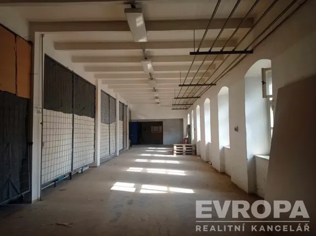 Pronájem skladu, Liberec - Liberec XVII-Kateřinky, Kateřinská, 700 m2