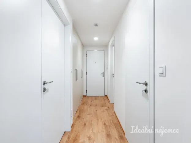 Pronájem bytu 2+kk, Praha - Žižkov, Malešická, 60 m2
