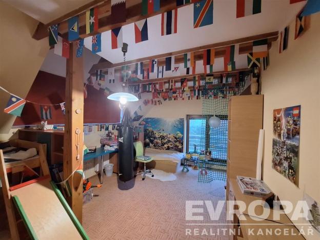 Prodej rodinného domu, Kunětice, 152 m2