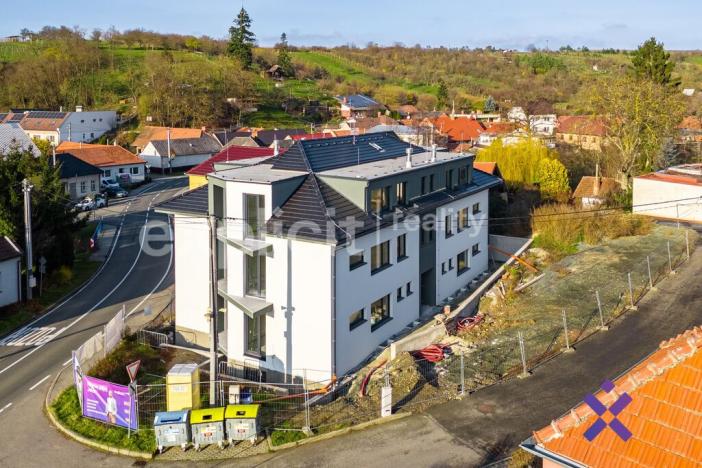 Prodej bytu 2+kk, Ježov, 75 m2