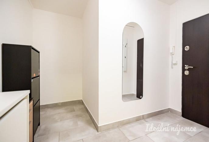 Pronájem bytu 3+1, Praha - Háje, Nešporova, 63 m2