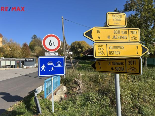 Pronájem komerční nemovitosti, Ostrov, 38 m2