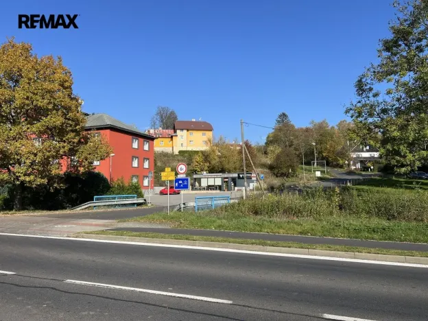 Pronájem komerční nemovitosti, Ostrov, 38 m2