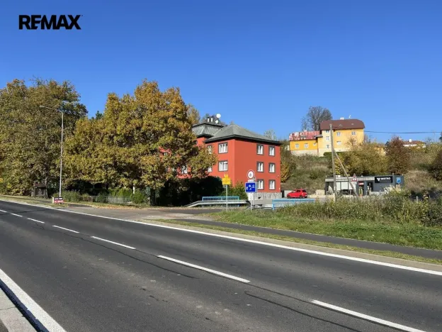 Pronájem komerční nemovitosti, Ostrov, 38 m2