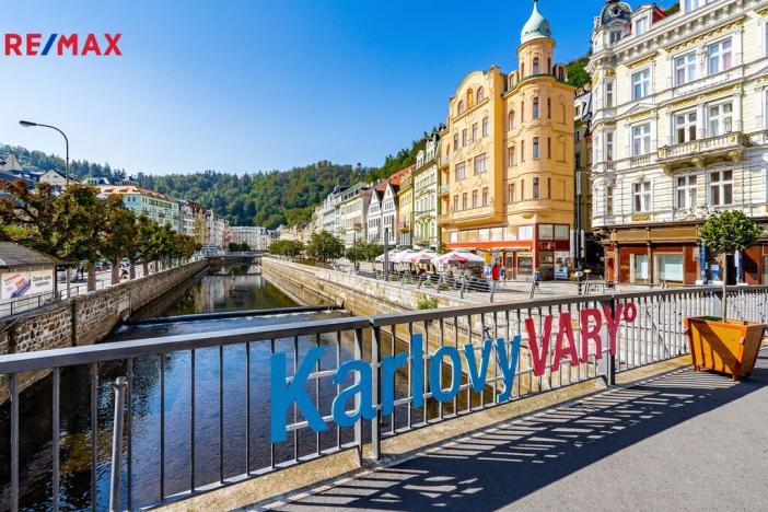 Prodej bytu 2+1, Karlovy Vary, Jízdárenská, 46 m2