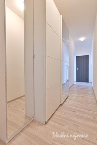 Pronájem bytu 1+kk, Brno - Královo Pole, Slovinská, 37 m2