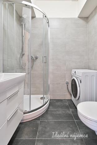 Pronájem bytu 1+kk, Brno - Královo Pole, Slovinská, 37 m2