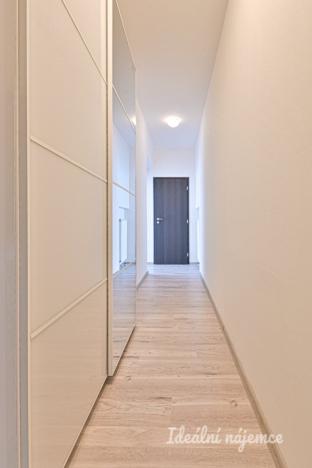 Pronájem bytu 1+kk, Brno - Královo Pole, Slovinská, 37 m2