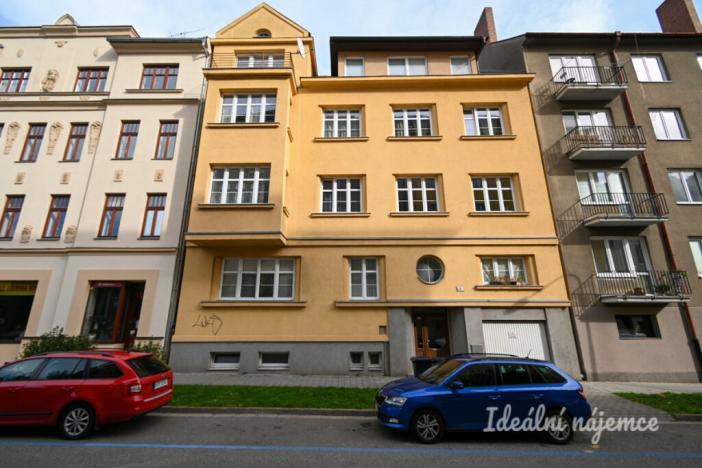 Pronájem bytu 1+kk, Brno - Královo Pole, Slovinská, 37 m2