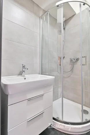 Pronájem bytu 1+kk, Brno - Královo Pole, Slovinská, 37 m2