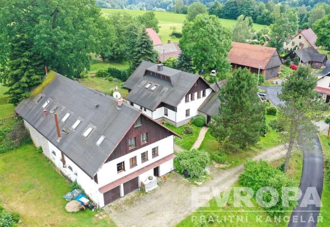 Prodej rodinného domu, Poniklá, 1054 m2