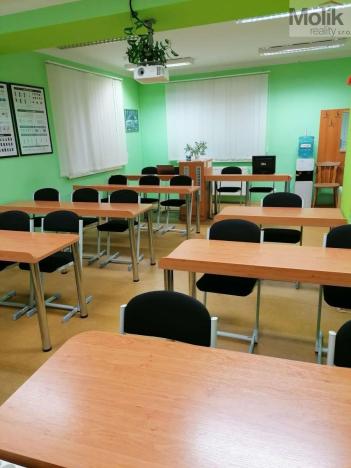 Prodej obchodního prostoru, Bílina - Chudeřice, Náměstí, 400 m2