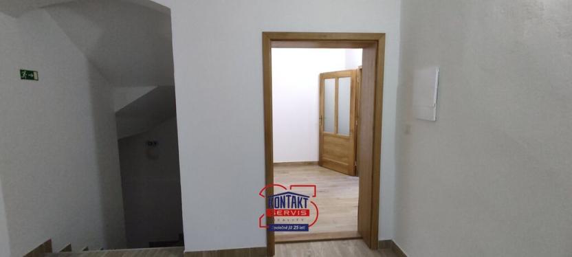 Pronájem bytu 3+kk, Netolice, Mírové Náměstí, 72 m2