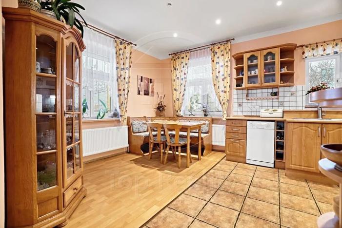 Prodej rodinného domu, Roztoky u Semil, 292 m2