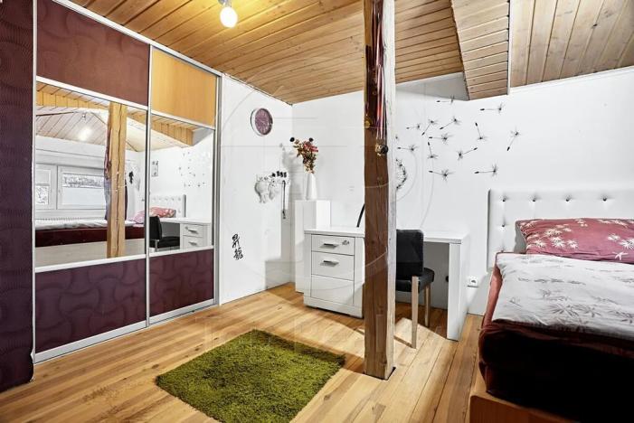 Prodej rodinného domu, Roztoky u Semil, 292 m2