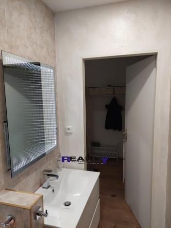 Prodej bytu 2+1, Chomutov, 60 m2