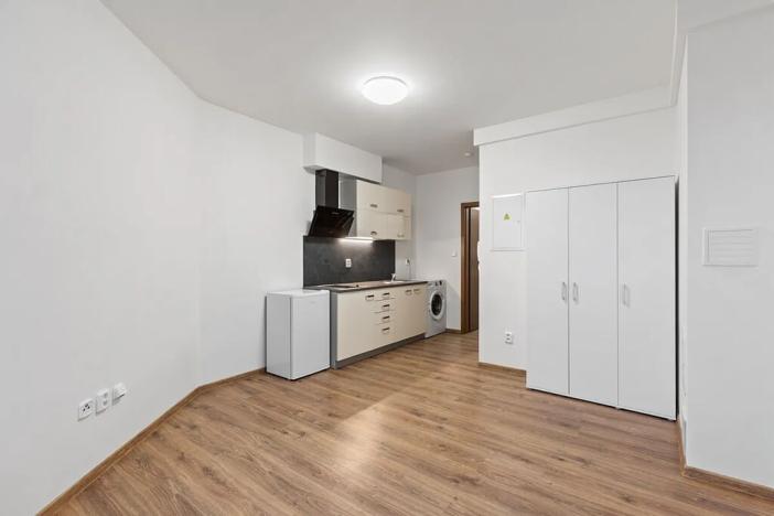 Prodej bytu 1+kk, Praha - Hloubětín, Kukelská, 20 m2