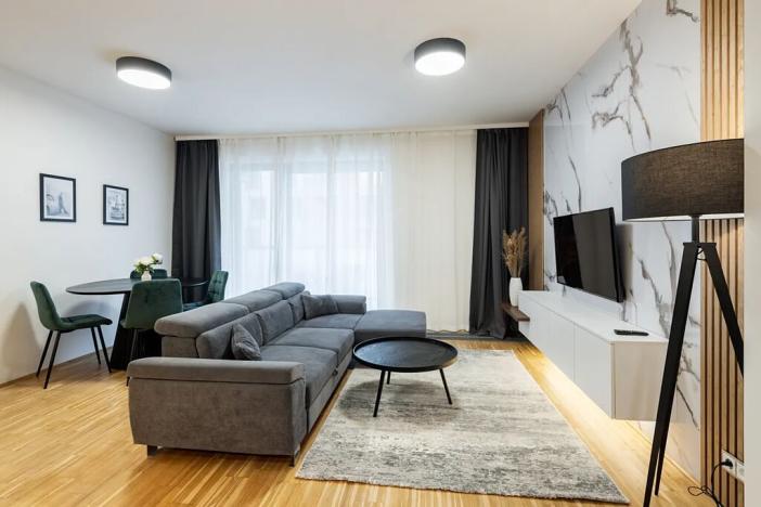 Pronájem bytu 2+kk, Praha - Karlín, Rohanské nábřeží, 60 m2