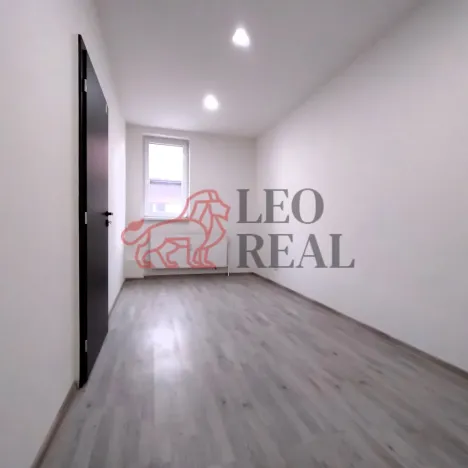 Prodej bytu 2+kk, Kladno - Kročehlavy, Kročehlavská, 43 m2