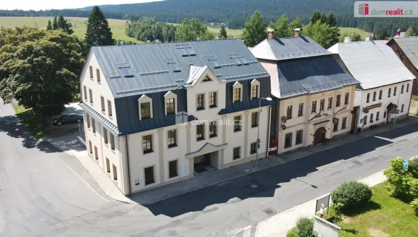 Prodej bytu 2+kk, Horní Blatná, náměstí Sv. Vavřince, 69 m2