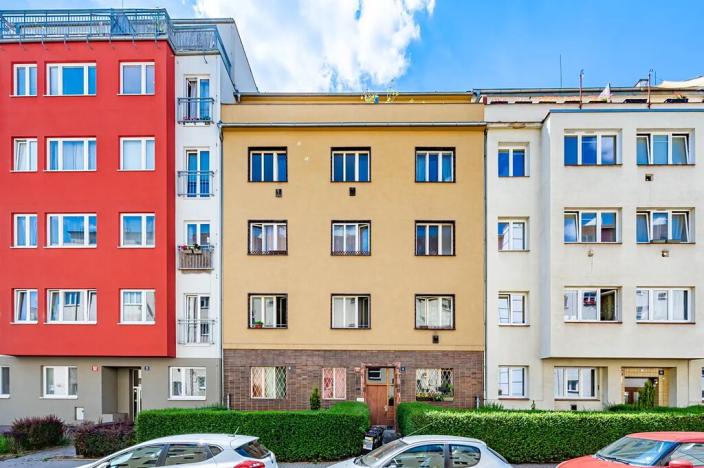 Pronájem bytu 1+kk, Praha - Vršovice, Karpatská, 32 m2